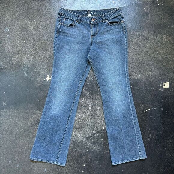 Apt 9 Grey Colored Women’s Jeans Bootcut Style Size 10 Cotton Blend - Picture 1 of 10